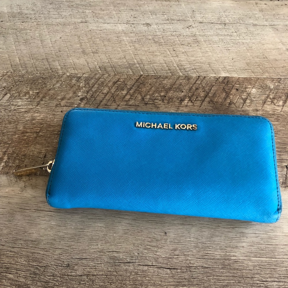 Michael Kors Continental Wallet